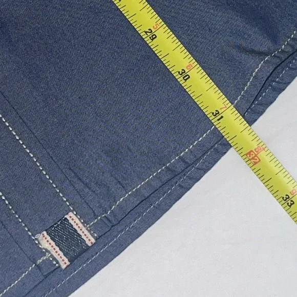 MEN’S BUTTON UP SHIRT (XL) - Picture 8 of 11